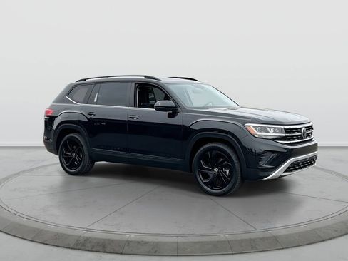 Used 2022 Volkswagen Atlas SE AWD/4WD image 2