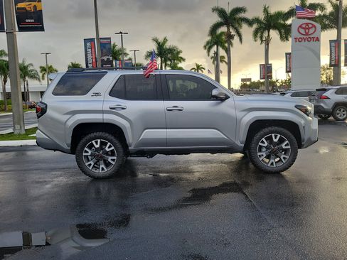 Used 2025 Toyota 4Runner Limited image 13