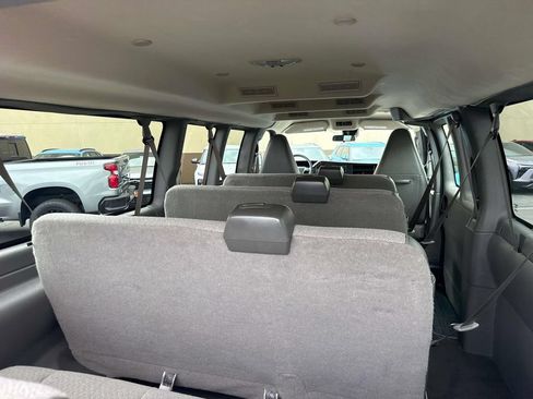 Used 2025 Chevrolet Express 3500 LT w/ LT Preferred Equipment Group RWD image 20