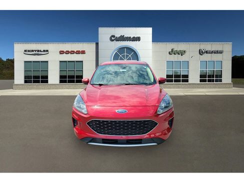 Used 2020 Ford Escape SE FWD image 8