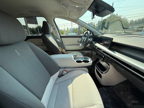 Certified 2026 Hyundai Ioniq 9 SE AWD/4WD image 22