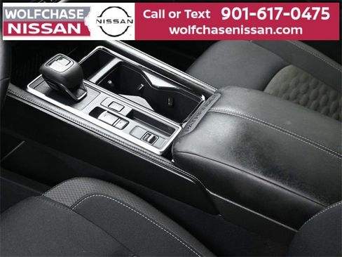 Used 2024 Nissan Pathfinder SV image 20