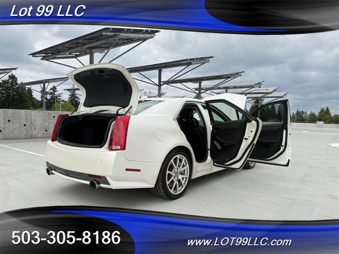 Used 2009 Cadillac CTS V RWD image 28