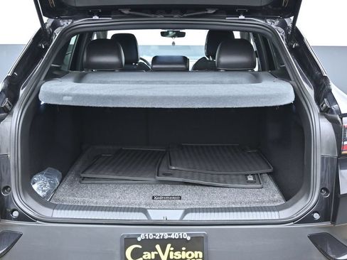 Used 2025 Volkswagen ID.4 Pro AWD/4WD image 15