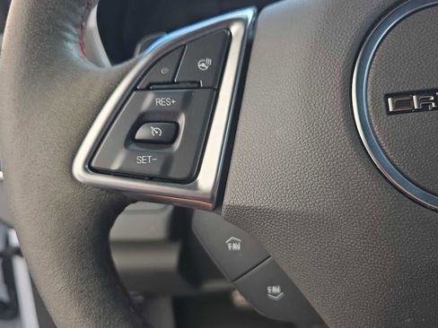 Used 2018 Chevrolet Camaro ZL1 image 21