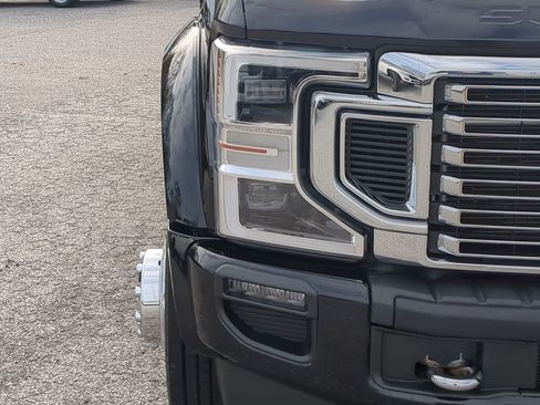 Used 2021 Ford F450 Platinum w/ FX4 Off-Road Package image 8