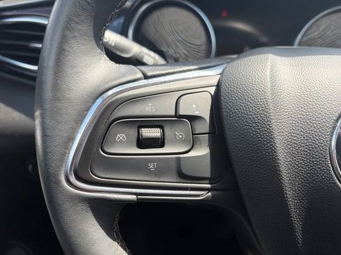 Used 2023 Buick Encore GX Preferred FWD image 6