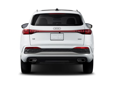 Certified 2025 Audi Q5 Premium w/ Premium Plus AWD/4WD image 7