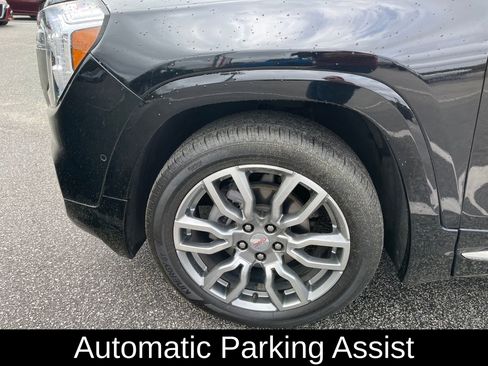 Used 2024 GMC Terrain Denali w/ Denali Premium Package image 13