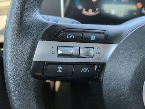 Used 2025 Hyundai Sonata SEL FWD image 22