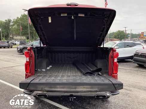 Used 2024 Chevrolet Silverado 1500 LTZ AWD/4WD image 8