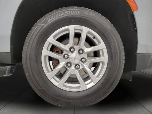 Certified 2024 Chevrolet Tahoe LS image 4