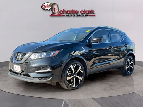 Certified 2022 Nissan Rogue Sport SL AWD/4WD image 1