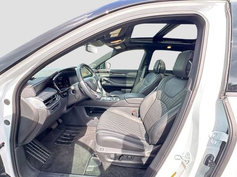 Used 2026 INFINITI QX60 Autograph w/ Dark Cargo Package AWD/4WD image 21
