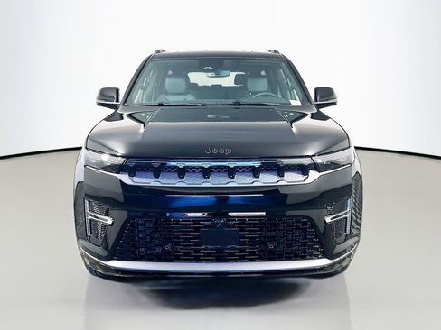 New 2026 Jeep Grand Wagoneer L Limited w/ Convenience Group I image 2