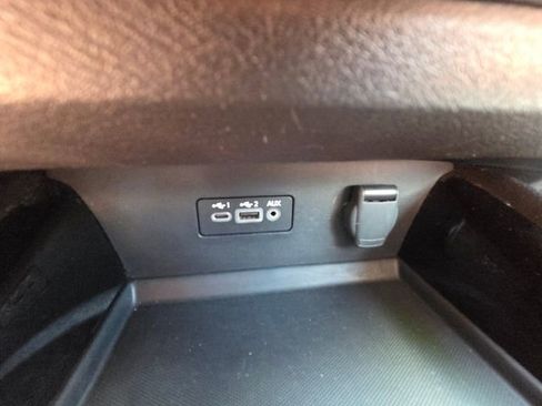 Used 2024 Nissan Altima 2.5 SV FWD image 25