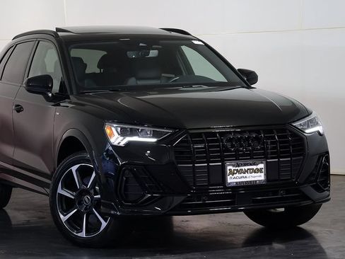 Used 2025 Audi Q3 2.0T Premium Plus w/ Premium Plus Package AWD/4WD image 6