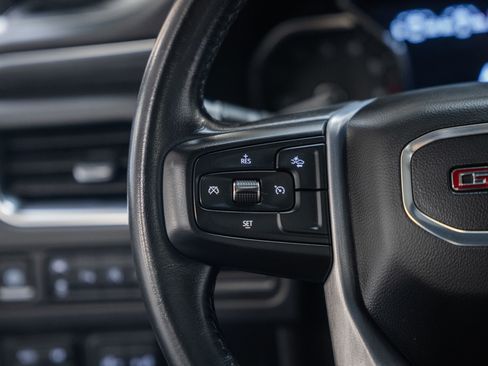 Used 2021 GMC Yukon SLT image 37