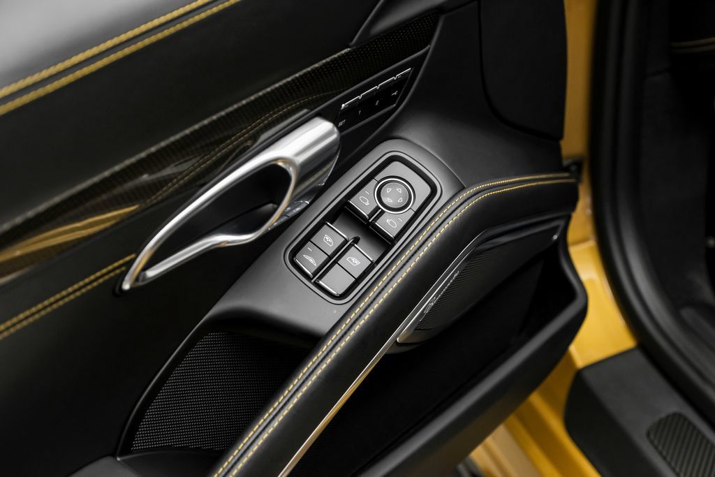 Used 2019 Porsche 911 Turbo S AWD/4WD image 36