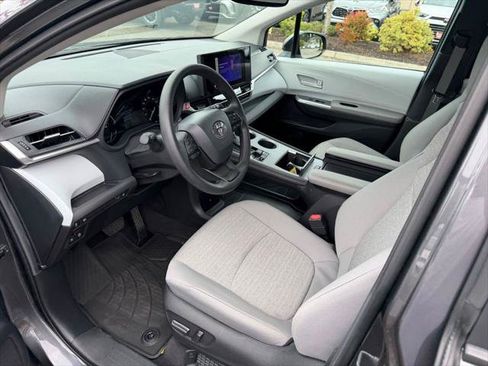 Certified 2025 Toyota Sienna LE w/ LE Plus Package AWD/4WD image 12