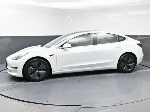 Used 2018 Tesla Model 3 Long Range image 5