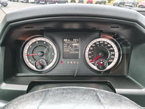 Used 2018 RAM 1500 Express w/ Express Value Package AWD/4WD image 24
