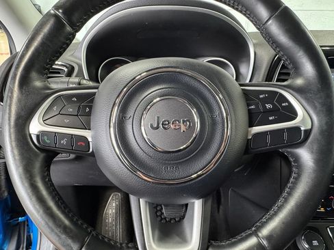 Used 2018 Jeep Compass Latitude w/ Popular Equipment Group AWD/4WD image 15