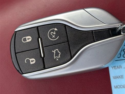 Used 2022 Maserati Levante GT image 35