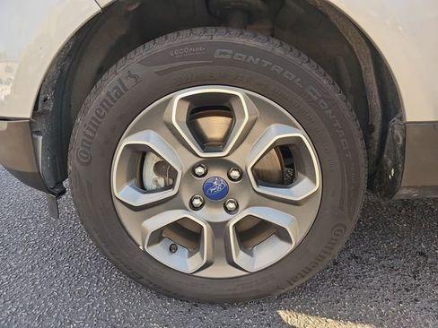 Used 2019 Ford EcoSport S image 30