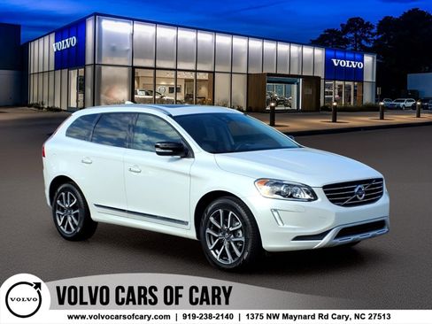 Used 2017 Volvo XC60 T6 Dynamic w/ Preferred Option Package AWD/4WD image 1