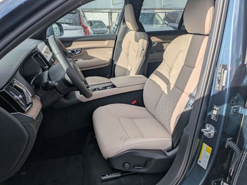 New 2026 Volvo XC90 B6 Plus w/ Protection Package Premier image 15