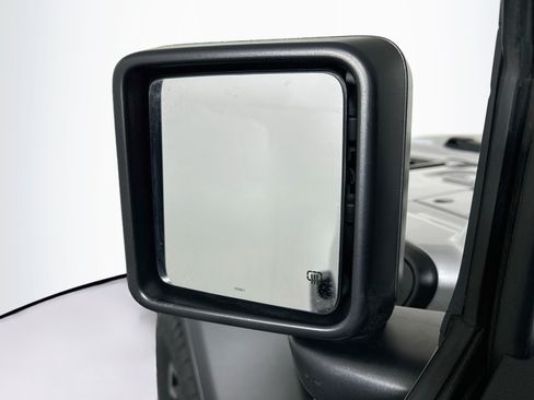 Used 2024 Jeep Wrangler Unlimited Rubicon 4xe AWD/4WD image 16