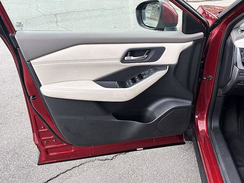 Certified 2023 Nissan Rogue SV w/ SV Premium B Package FWD image 20