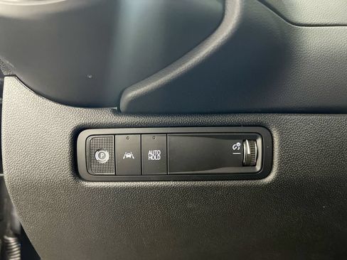Used 2025 Chevrolet Equinox EV LT w/ Comfort Package AWD/4WD image 19
