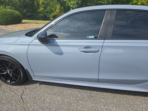 Used 2023 Honda Civic Si image 9