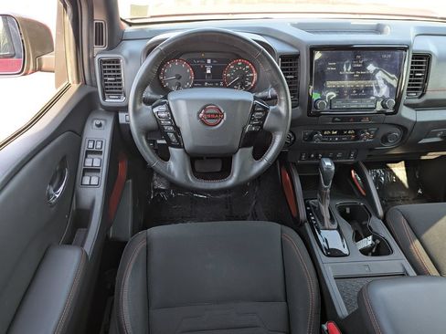 Used 2023 Nissan Frontier PRO-4X w/ Pro Convenience Package AWD/4WD image 29