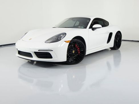 Certified 2024 Porsche 718 Cayman S RWD image 6