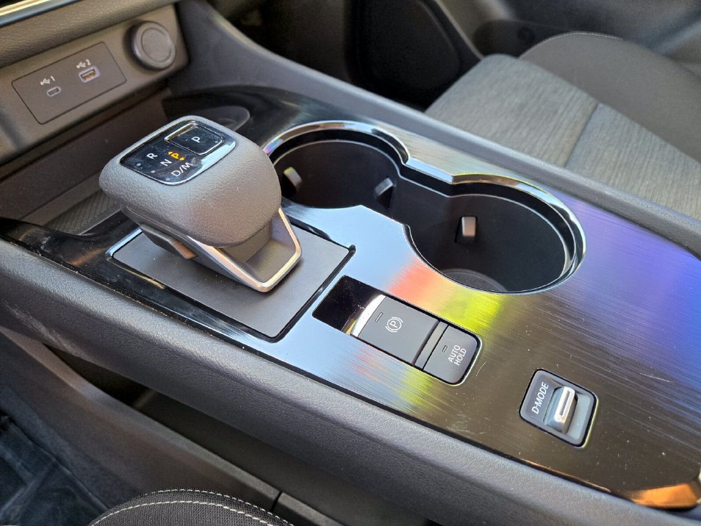 Certified 2023 Nissan Rogue SV FWD image 28