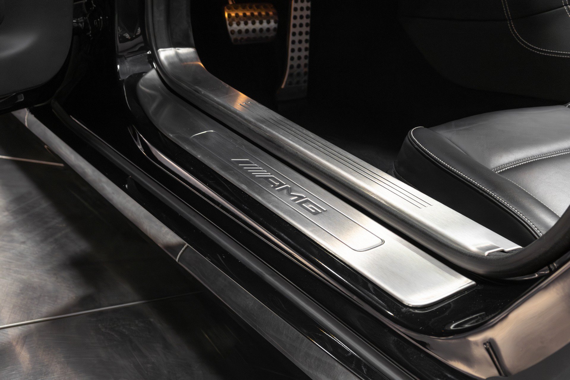 Used 2012 Mercedes-Benz SLS AMG Roadster image 48