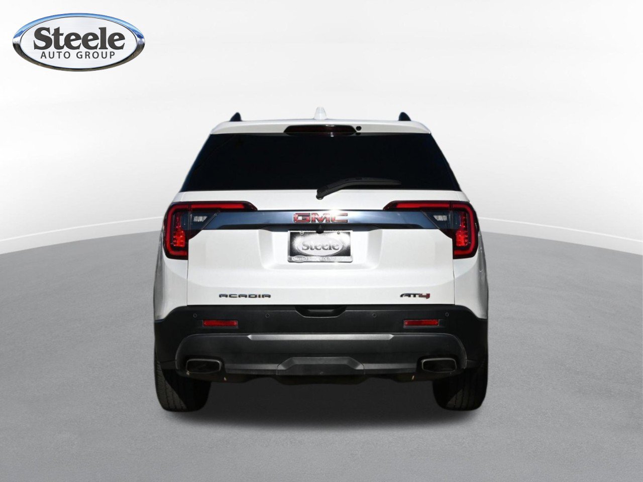 Used 2021 GMC Acadia AT4 w/ Technology Package AWD/4WD image 6