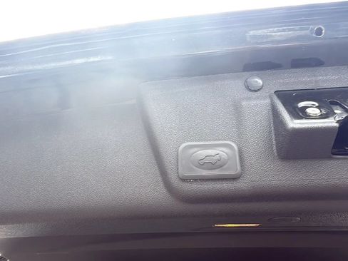 Used 2011 Buick Enclave CXL AWD/4WD image 10