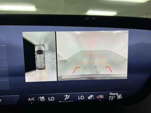 Certified 2025 Buick Enclave Avenir w/ Super Cruise Package FWD image 15