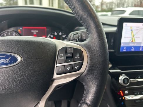 Used 2021 Ford Explorer Limited w/ Equipment Group 301A image 22