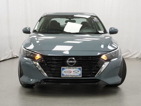 Used 2024 Nissan Sentra SV FWD image 35
