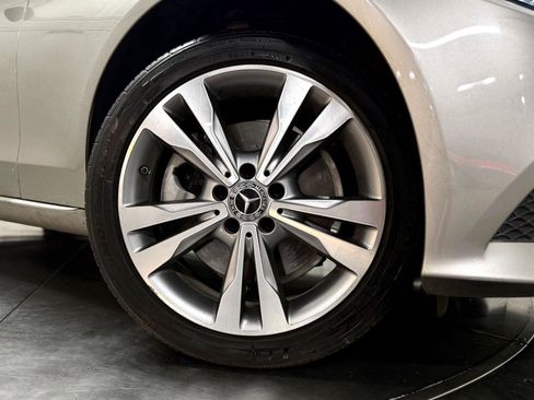 Used 2019 Mercedes-Benz C 300 4MATIC Sedan image 11