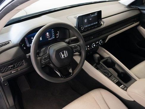 Certified 2023 Honda Accord LX image 3