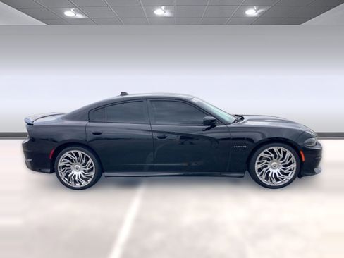 Used 2021 Dodge Charger R/T w/ Navigation & Travel Group image 7