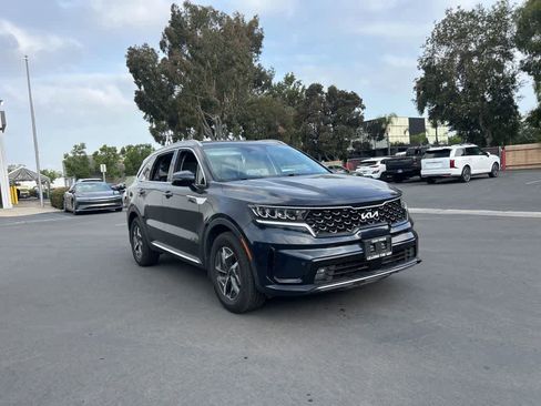 Used 2023 Kia Sorento EX FWD image 2