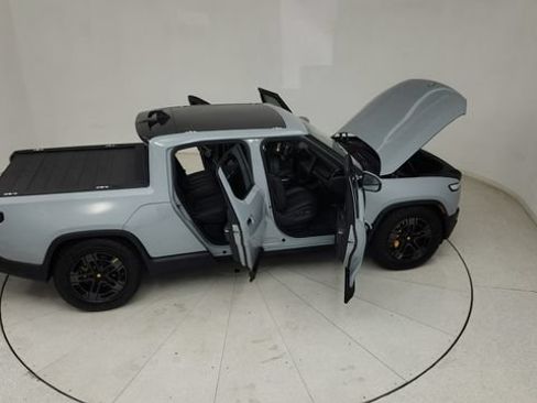 Used 2022 Rivian R1T Adventure AWD/4WD image 36