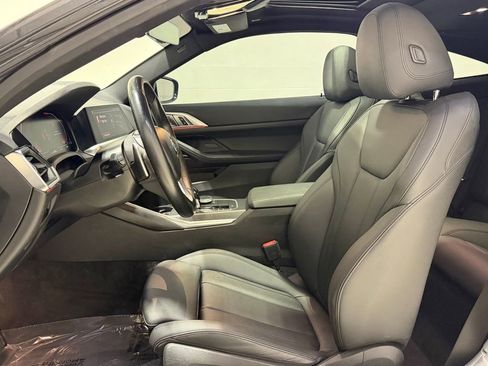 Used 2021 BMW 430i Coupe w/ Premium Package image 12